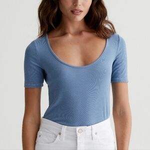 Women's Blue Ribbed Top